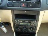 2000 Volkswagen Jetta GLS TDI Sedan Controls