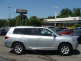 2010 Classic Silver Metallic Toyota Highlander SE 4WD #65412131