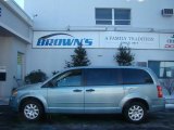 2008 Clearwater Blue Pearlcoat Chrysler Town & Country LX #6529951