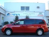 2008 Inferno Red Crystal Pearlcoat Chrysler Town & Country LX #6529925