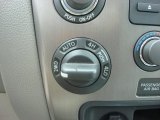 2010 Nissan Armada Platinum Controls