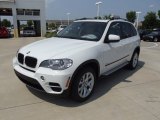 2013 BMW X5 xDrive 35i Sport Activity Front 3/4 View