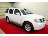 2008 Nissan Pathfinder SE