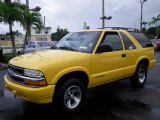 2004 Chevrolet Blazer LS Front 3/4 View