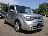 2009 Nissan Cube 1.8 SL Front 3/4 View