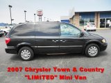 2007 Brilliant Black Crystal Pearl Chrysler Town & Country Limited #65853673