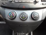 2009 Hyundai Elantra SE Sedan Controls