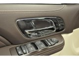 2012 Cadillac Escalade ESV Platinum AWD Controls