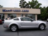2009 Brilliant Silver Metallic Ford Mustang V6 Coupe #66043563