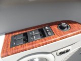 2010 Jeep Commander Limited Controls