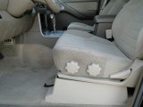 2007 Nissan Pathfinder S Front Seat