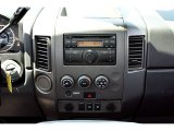 2010 Nissan Titan XE King Cab Controls