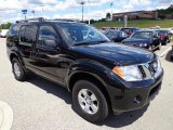 2011 Nissan Pathfinder S 4x4 Front 3/4 View