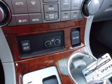 2012 Toyota Highlander Limited 4WD Controls