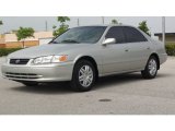 2000 Toyota Camry LE Front 3/4 View