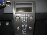 2012 Volvo C30 T5 R-Design Controls