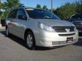 2004 Toyota Sienna LE