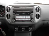 2012 Volkswagen Tiguan LE Controls