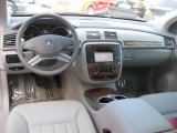 2009 Mercedes-Benz R 320 BlueTEC 4Matic Dashboard