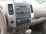 2012 Nissan Frontier SV Crew Cab 4x4 Controls