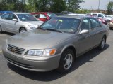 2000 Antique Sage Pearl Toyota Camry CE #66488210