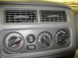 2003 Mitsubishi Montero Sport ES Controls