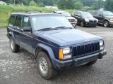 1996 Jeep Cherokee Sport 4WD Front 3/4 View