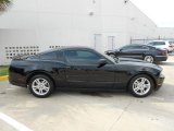 Black Ford Mustang in 2010