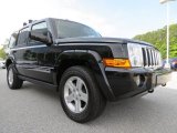 2009 Jeep Commander Limited 4x4 Front 3/4 View