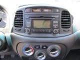 2011 Hyundai Accent GL 3 Door Controls