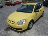 2008 Hyundai Accent GS Coupe Front 3/4 View