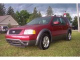 2005 Ford Freestyle SEL Front 3/4 View