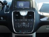 2012 Chrysler Town & Country Limited Controls