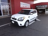 2012 Clear White Kia Soul + #66820481