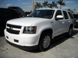 2009 Chevrolet Tahoe Hybrid Front 3/4 View