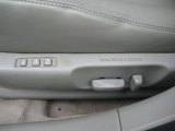 2000 Lexus ES 300 Sedan Controls