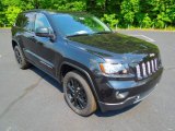 2012 Jeep Grand Cherokee Altitude Front 3/4 View