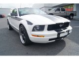 2005 Performance White Ford Mustang V6 Deluxe Coupe #66951745
