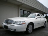 2003 Lincoln Town Car White Pearl