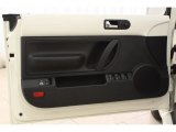 2007 Volkswagen New Beetle Triple White Convertible Door Panel