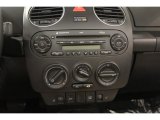 2007 Volkswagen New Beetle Triple White Convertible Controls