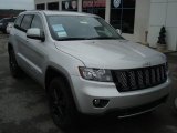 2012 Jeep Grand Cherokee Altitude 4x4 Front 3/4 View