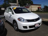 2011 Fresh Powder White Nissan Versa 1.8 S Hatchback #67213768