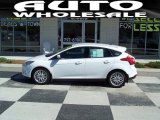 2012 Oxford White Ford Focus SEL 5-Door #67271172