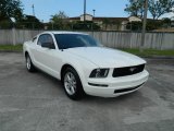 2008 Performance White Ford Mustang V6 Deluxe Coupe #67340565