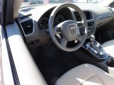 2011 Audi Q5 2.0T quattro Dashboard