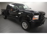 2006 Ford F250 Super Duty XLT FX4 Crew Cab 4x4 Front 3/4 View
