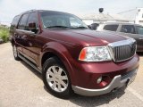 2003 Lincoln Navigator Luxury 4x4 Front 3/4 View