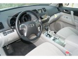 2012 Toyota Highlander Hybrid 4WD Ash Interior