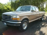 1992 Ford F250 XLT Extended Cab Front 3/4 View